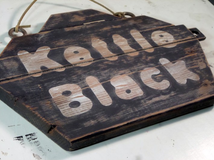 purcell_kettleblack_closeup